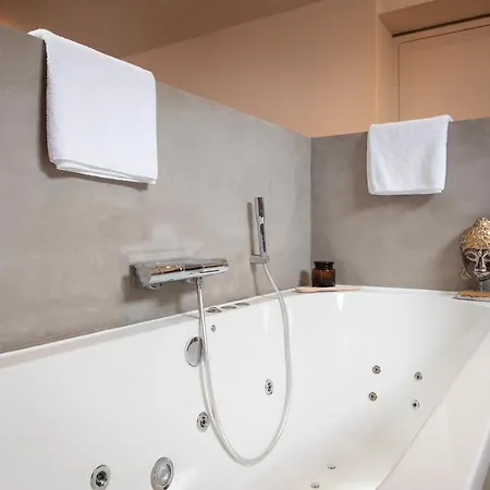 Le Reve Hotell Maastricht