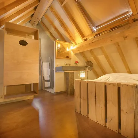 Le Reve Maastricht Отель 2*